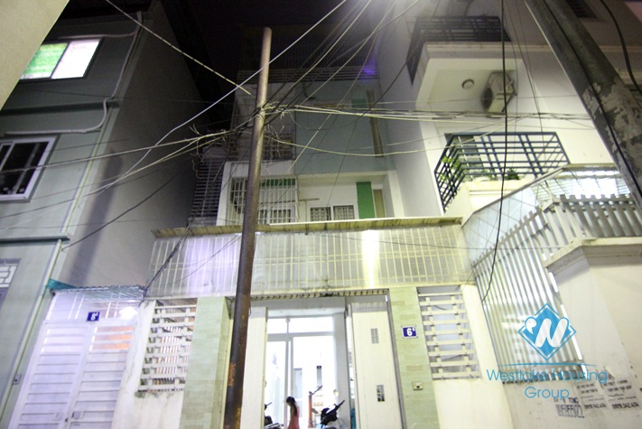 Cheap and nice house with 04 bedrooms for rent in Tay Ho area 